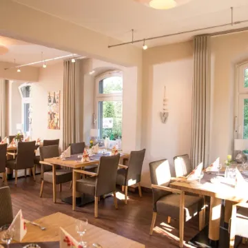 Hotel Zur-Borke