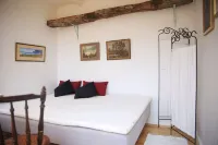 모르모르스 바케리 B&B - 조식 운영