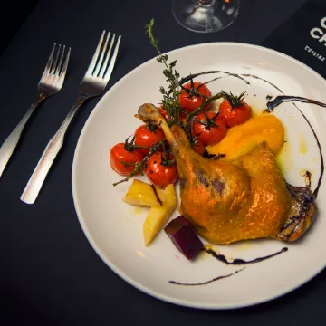 Comme Chez Soi Restaurant & Auberge