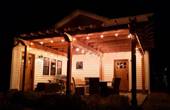 步行到鎮上 - 城堡巖小屋！