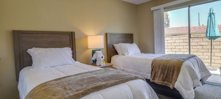 Summer Desert Oasis! Pool, Patio & Fast Wifi Hotels in Indio