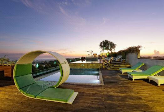 루프탑 수영장 전망