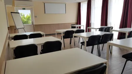 Dream Inn Hotel Regensburg Ost Отели в г. Визент