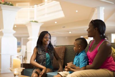 Public Areas Cedar Point Hotel Breakers Photo