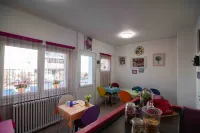 Hôtel de La Poste Hotels in Douvaine