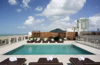 Royal Atlântica Macaé Hotel - Pools