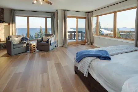 The Retreat at Windsong on Lake Superior