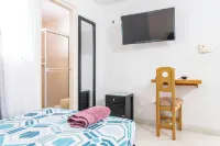 Oresca Hostel Отели в г. 