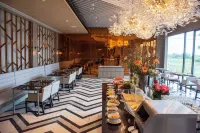 Chor Cher The Luxury Green Hotel Hotels in Bang Bo