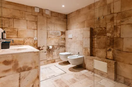 Aeris Suite & Relax Отели рядом с достопримечательностью «Centro Storico di Polignano a Mare»