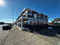 Dock Street Inn Hotels near Hoquiam Loggers Playday