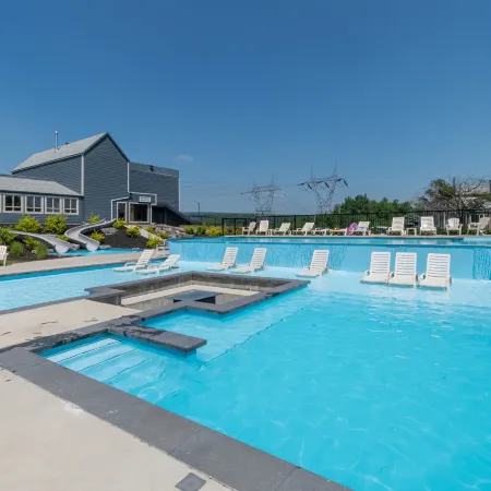 Condos Vacances Msa - Incluant Piscine et Spas extérieurs chauffés à l'Année!!
