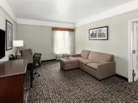 La Quinta Inn & Suites by Wyndham Brownwood Hotels in Brown County