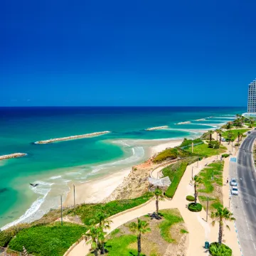 Poleg Beach Seaview Stylish Stay by Sea N' Rent Отели в г. Шарон