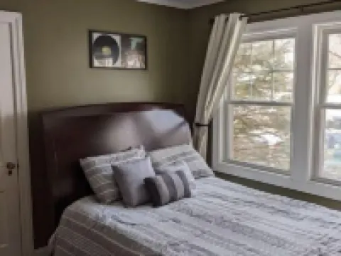 Sleepy Sanctuary Hotels in Wilmette