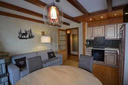 Eperviere N° 6 Proche DU Centre DU Village Appartement Dans UNE Petite Residence