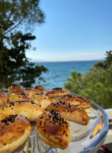Yasos by the Sea