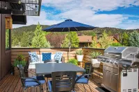 Hat Rock Loop by AvantStay Secluded Powell Butte Escape w Hot Tub Views