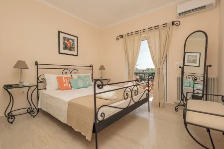 Cha Nanakas Village Inn Отели в г. Керкира