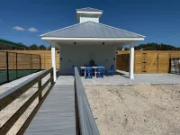 Brand New 5Br/5.5BA,Sleeps 16, Community Pool & Dock, Pickleball