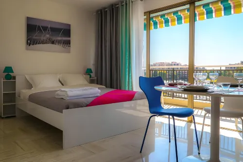 My Resid Appart Cannes Marina Vue Piscine Hotels in Mandelieu La Napoule
