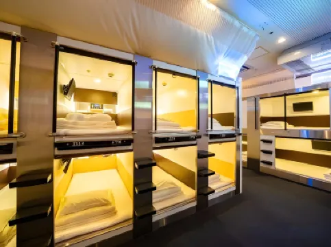 더 그랜드 스파 난다이몬 - 호스텔  호텔