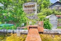 Waterfront Glen Lake Cabin w/ Boat Dock & Deck - Beach