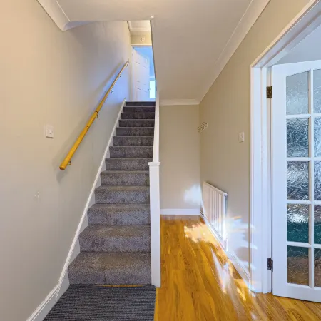 House - Sleeps 7 Private Garden & Parking