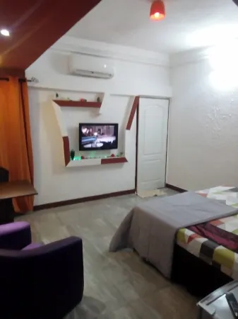 Hotel le Senateur Отели в г. Abomey Calavi