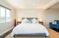 Pt Loma Panoramic Views - 2 Bedroom Suite
