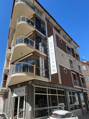 MOLA INN