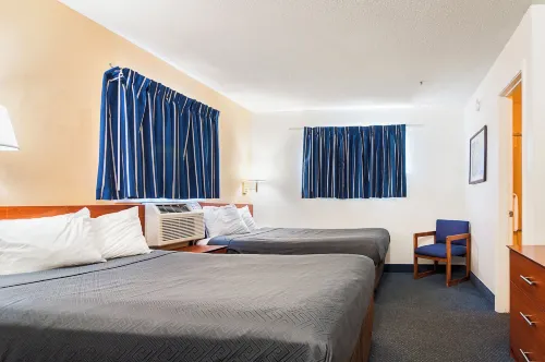 Studio 6 Extended Stay - Fayetteville, NC - Fort Liberty Area - Balkoner