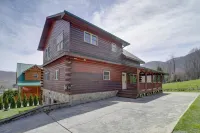 Maggie Valley Cabin w/ Private Hot Tub & Game Room - Parkplatz