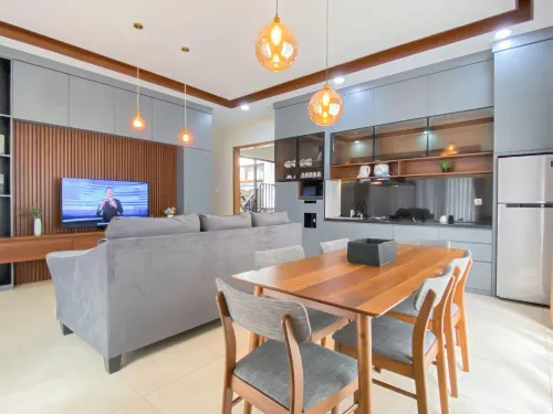 Spacious And Comfy 3Br (6 Pax) At Vimala Hills Villa & Resort Gadog - Træningscentre