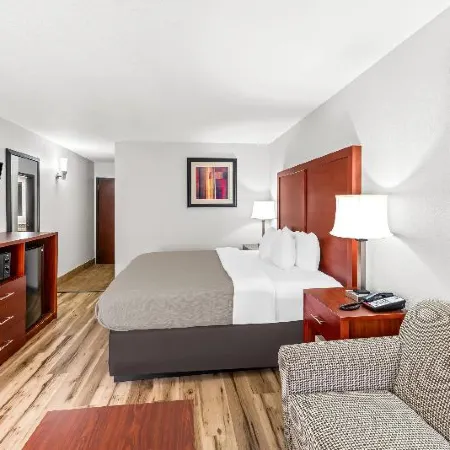 Quality Inn & Suites Richburg I-77