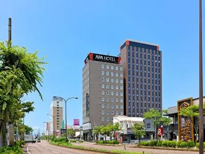 APA Hotel Tsubamesanjo Ekimae Hotel dekat JR Tokoji station