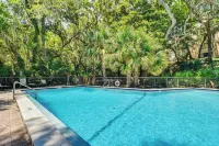 Townhome in Omni Amelia Resort: Beach, Pool & Golf - 4-Star