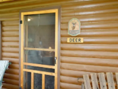 Deer Cabin - Mountain Views, Hear Rushing River, Private, Pet Friendly 斯蒂爾沃特縣酒店