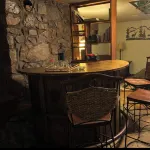 The Wilderness Romance Retreat - Cave , Luxury Hot Tub, Hiking ,420-Friendly !