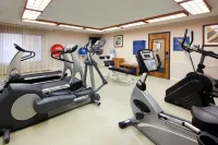 Four Points by Sheraton Bakersfield - Gym