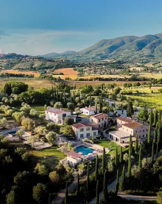 Borgo del Lago Hotel a Foce