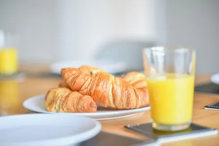 3 Bedroom with 6 x beds - Great location with free parking Отели рядом с достопримечательностью «Bolsover»