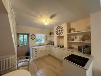 Cosy cottage in Bollington offering an escape to the Peak District and beyond.