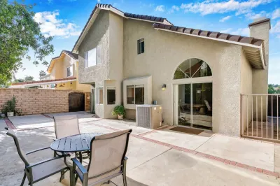 Charming 4-bedroom house in Pleasant Chino Hills with WiFi, AC Hotels near Alterra Park