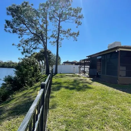 3-Bedroom House with Lake View in Port Richey