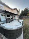 Spacious 4-bedroom house in charming Round Rock with WiFi, AC
