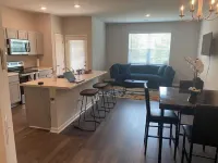 Cozy and Quiet Townhouse