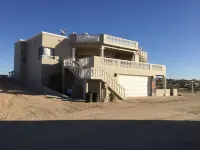 5 O'Clock Somewhere Beach House