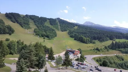 2 Pièces Rénové 36 m² - Orienté sud Avec vue Montagne Отели рядом с достопримечательностью «Espace Villard de Lans Correncon»