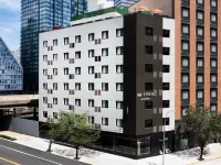 EVEN Hotel 長島市 by IHG 法庭廣場車站（Court Square）附近的飯店
